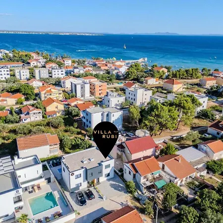 Villa Luxury Rubi - Private Pool Vir
